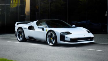フェラーリ最新のワンオフモデル「Ferrari SC40」がRed Dot Award：Product Design 2026最高賞を受賞